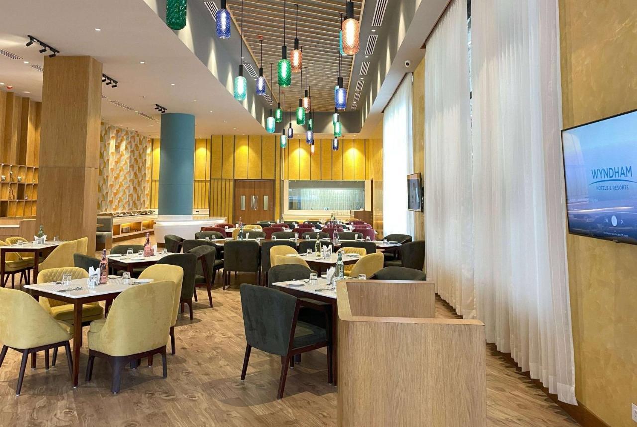 Ramada Encore By Wyndham Amritsar Airport Екстериор снимка