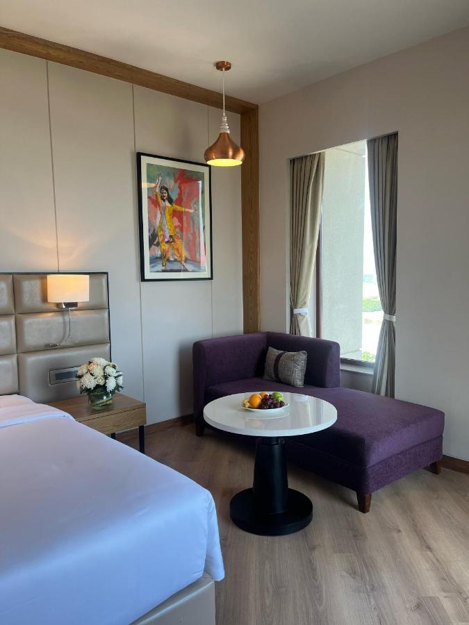 Ramada Encore By Wyndham Amritsar Airport Екстериор снимка